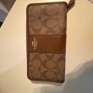 Coach wallet